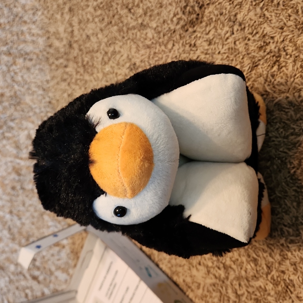 LITTLE JOURNEY Penguin Night Light Stars Moon Projection